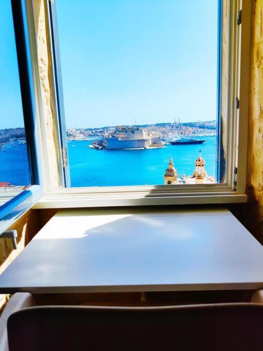 Cove 532 By Savynomad Harbour Residences Wow View Valletta Exterior foto